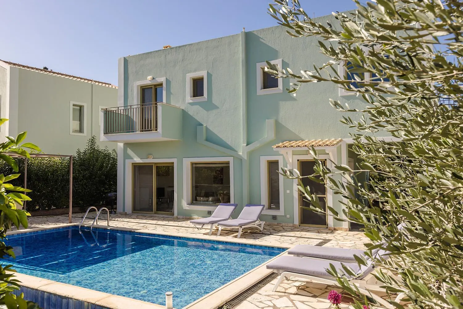 Villa Pinelopi Karavomylos